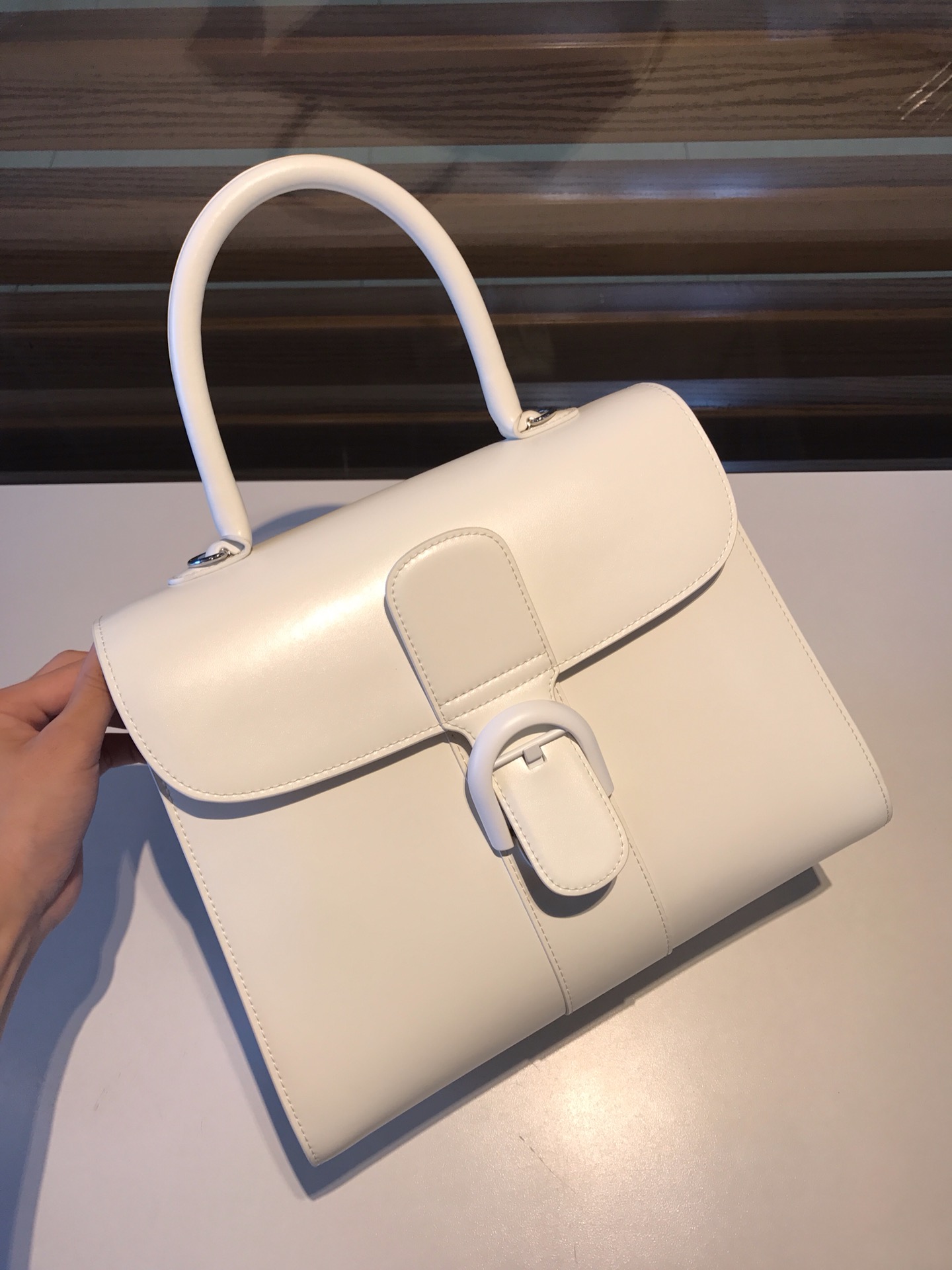 델보 브리앙 매직 박스백